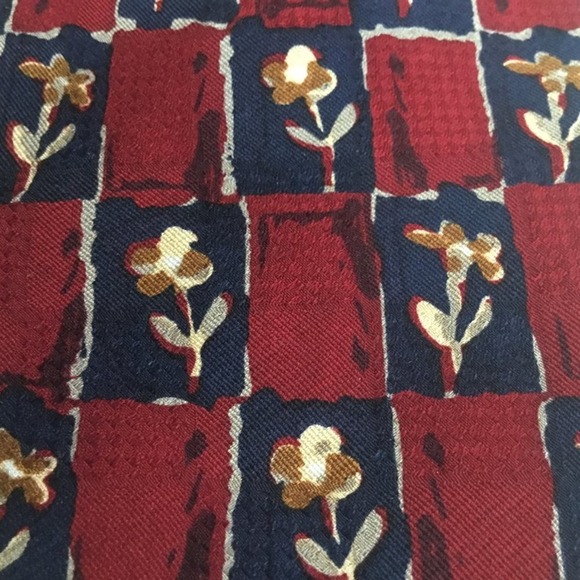 J. Z. RICHARDS SILK TIE - Picture 2 of 5